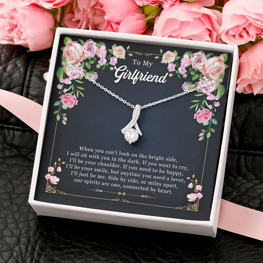 To My Girlfriend alluring beauty Necklace Jewelry, Girlfriend Gifts For Girlfriend On Birthday Anniversary With Message Card