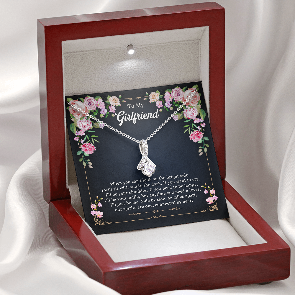 To My Girlfriend alluring beauty Necklace Jewelry, Girlfriend Gifts For Girlfriend On Birthday Anniversary With Message Card