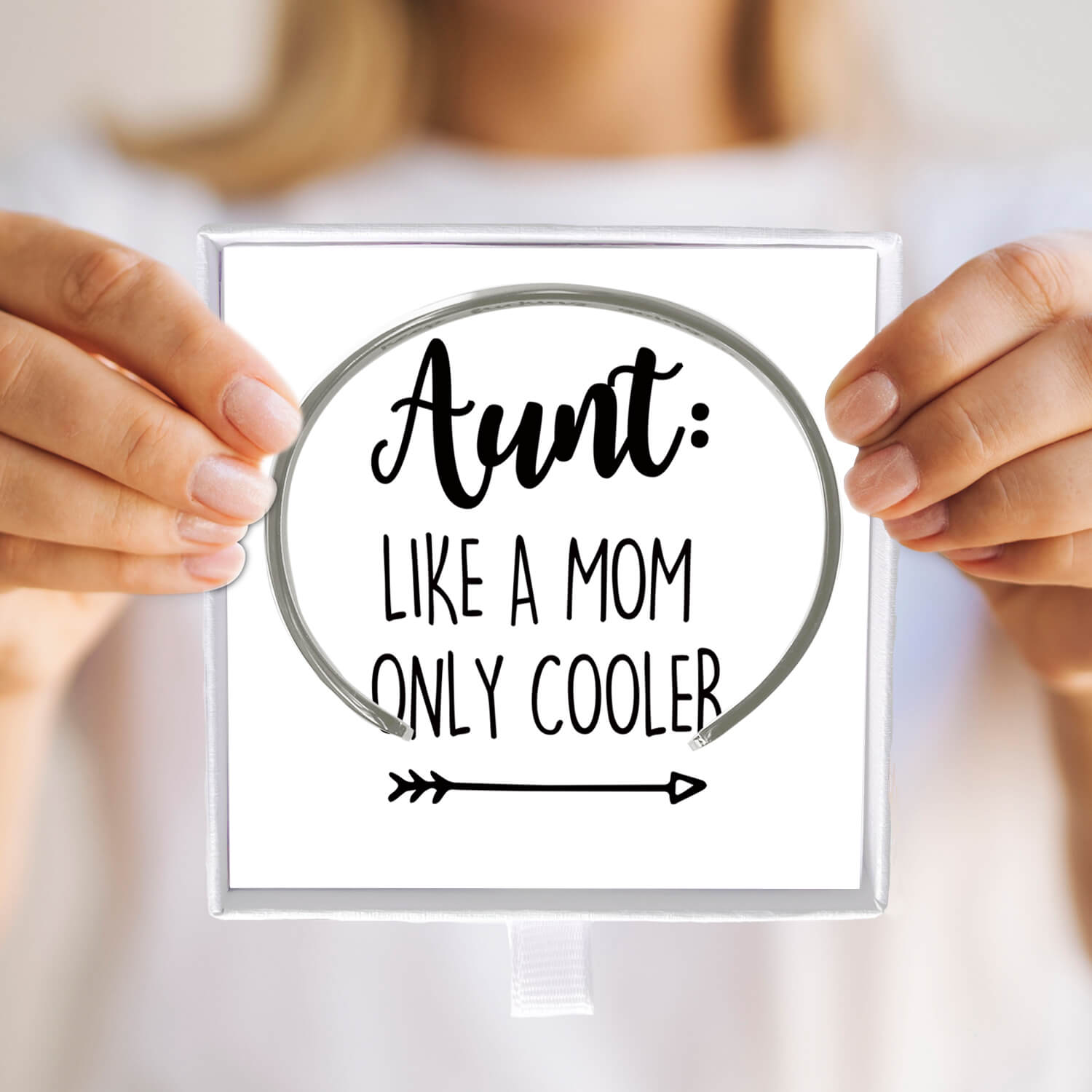 Aunt - Like A Mom Only Cooler Bracelet，Auntie Gifts from Niece Nephew，Aunt Jewelry