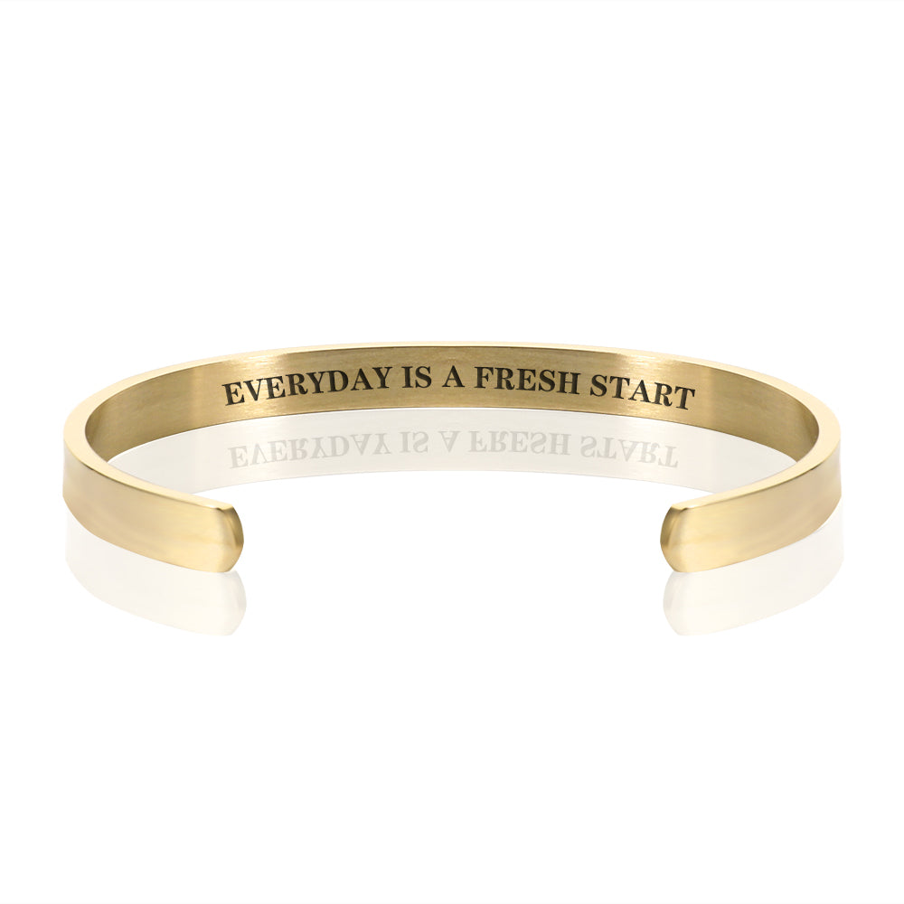 EVERYDAY IS A FRESH START BRACELET BANGLE - Gold