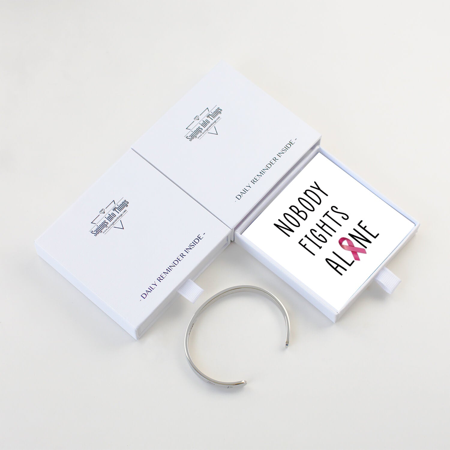 Inspirational Breast Cancer Survivor Bracelet Gifts For Women, Strong Women Encourage Bangle Gifts