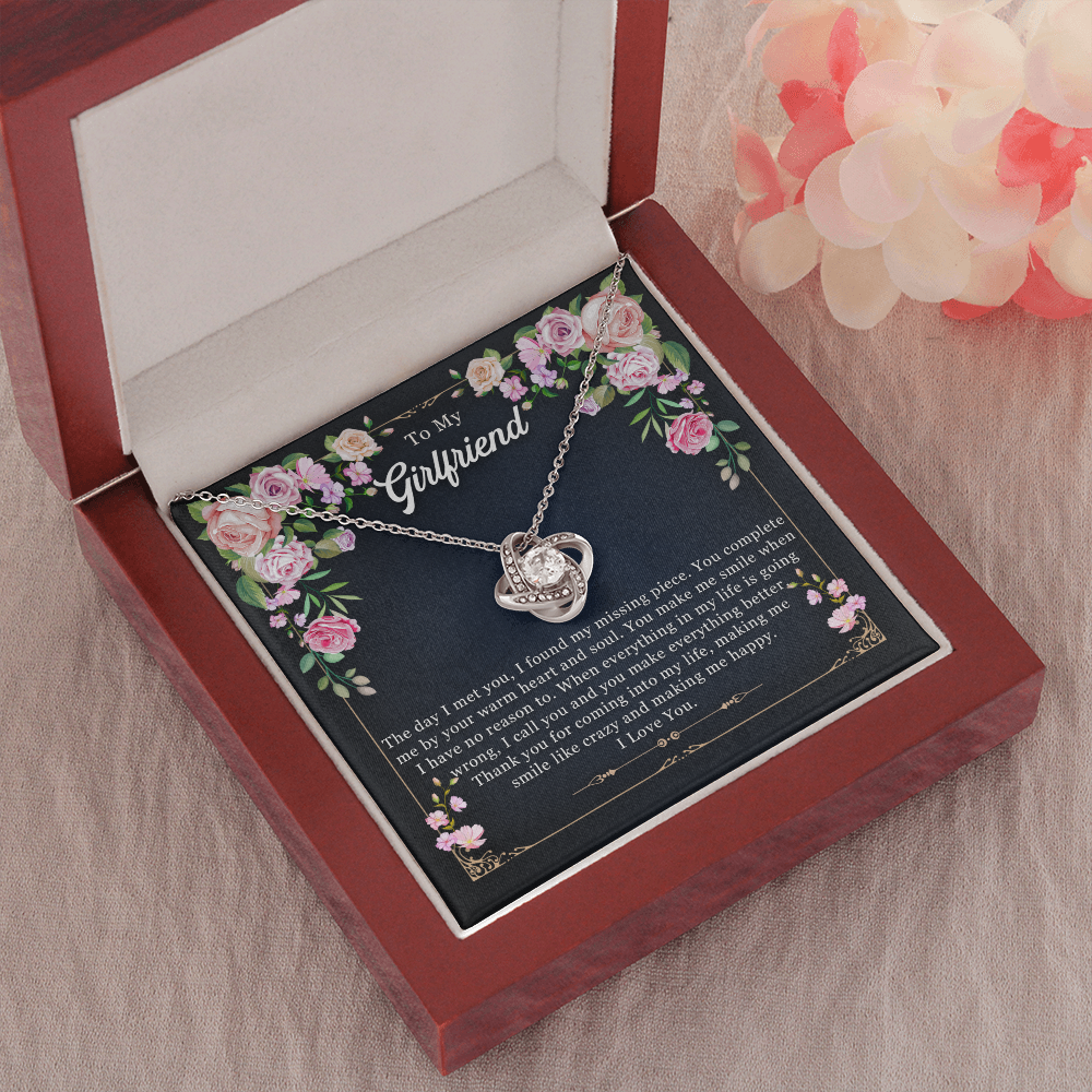 To My Beautiful Girlfriend Love Knot Necklace Gift